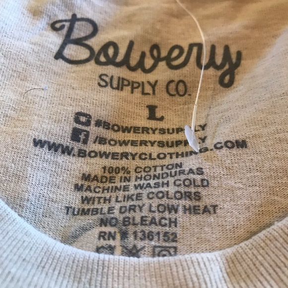 Mexican themed shirt with dancing skeletons.  Day of the dead.  NWOT. Size L. - Picture 9 of 9